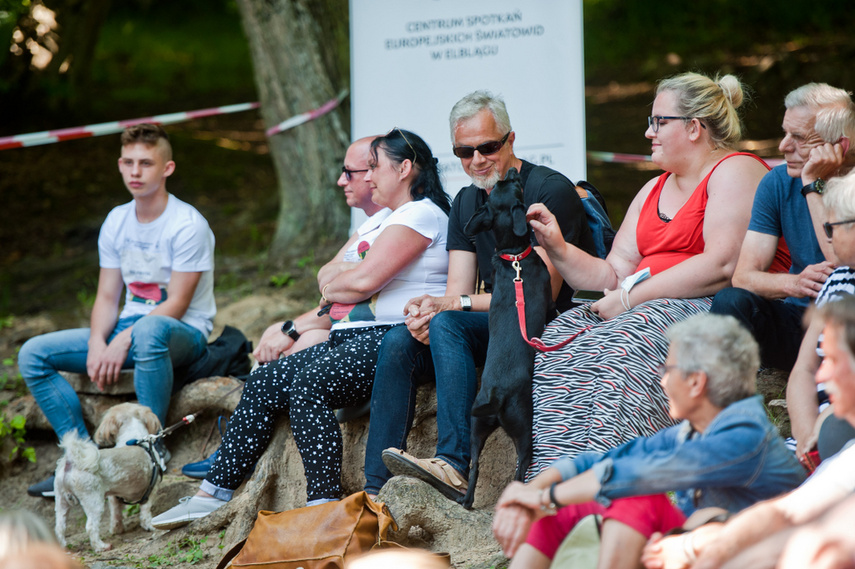 Mistrz ceremonii tym razem „Bez pestek.” zdjęcie nr 244142