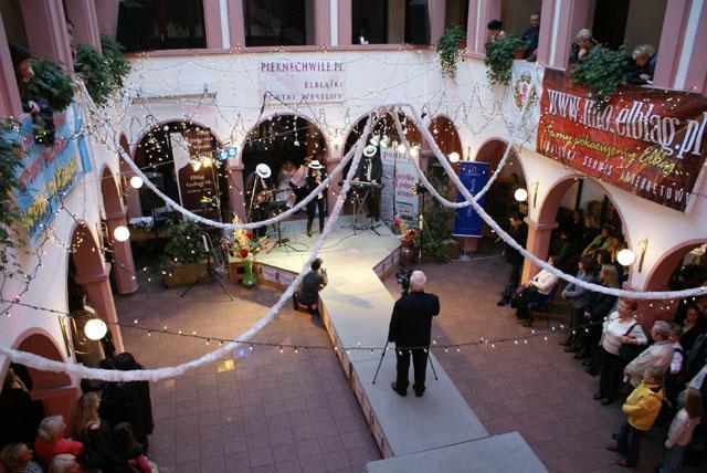 Niedzielna gala ślubna zdjęcie nr 19990
