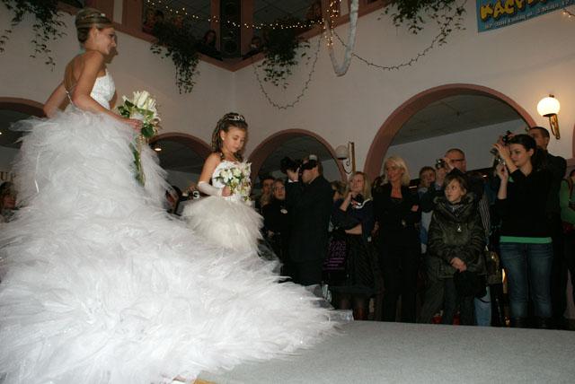 Niedzielna gala ślubna zdjęcie nr 19998