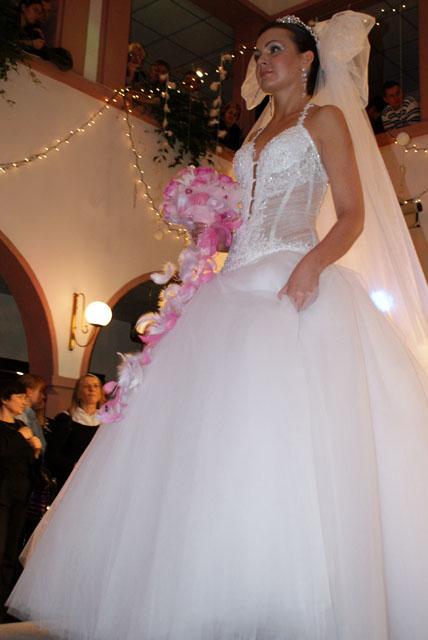 Niedzielna gala ślubna zdjęcie nr 20007