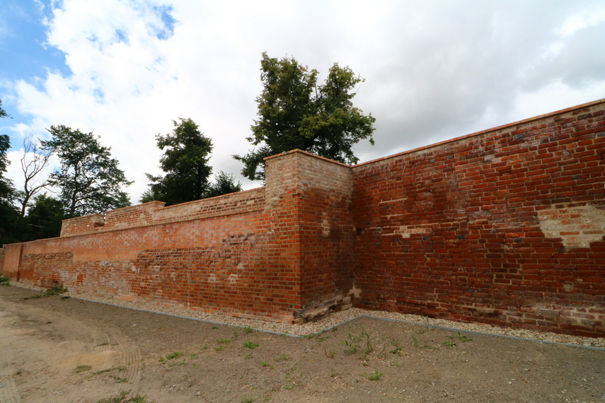 Zabytkowe mury odzyskują blask zdjęcie nr 245533