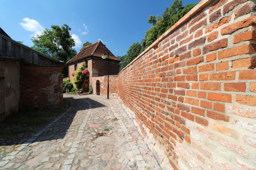 Zabytkowe mury odzyskują blask zdjęcie nr 245526