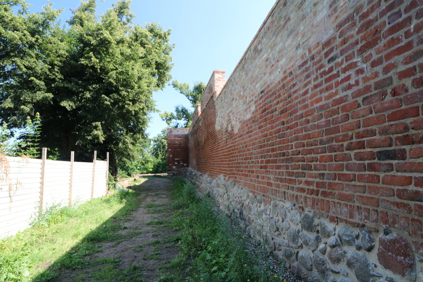 Zabytkowe mury odzyskują blask zdjęcie nr 245534