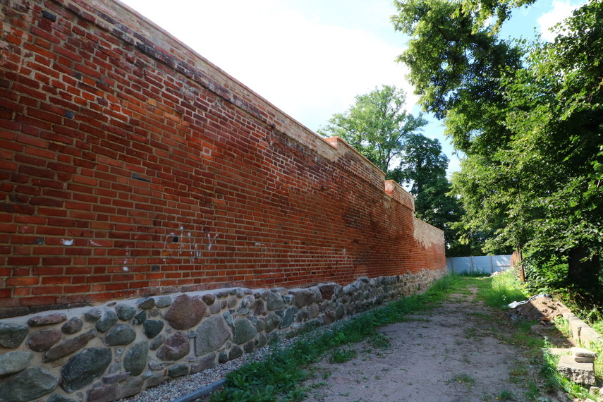 Zabytkowe mury odzyskują blask zdjęcie nr 245530