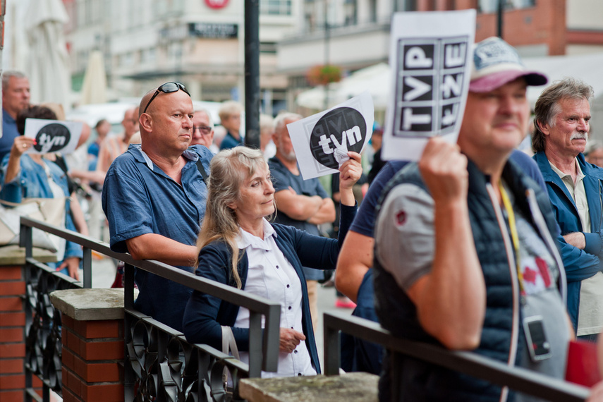 Wolne media. Elblążanie protestują zdjęcie nr 245885