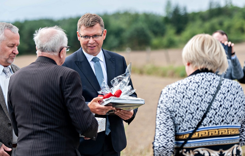 Z szutrowej na asfaltową zdjęcie nr 246559