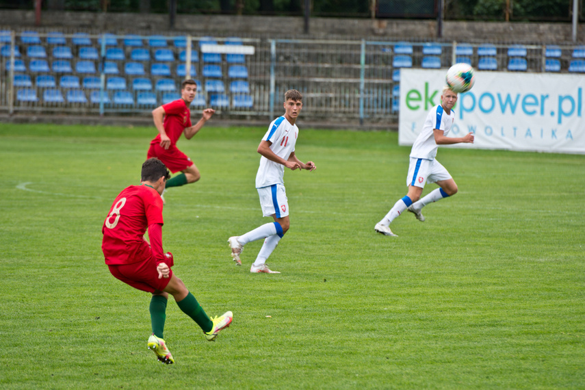 Triumf Portugalczyków na inaugurację Pucharu Syrenki zdjęcie nr 247443