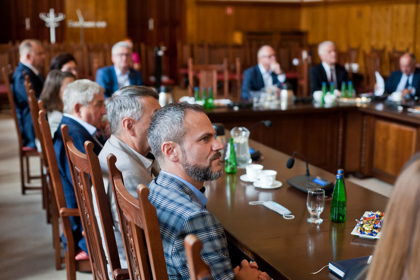 Parlamentarzyści i samorządowcy o pieniądzach. Co może czekać Elbląg? zdjęcie nr 248028