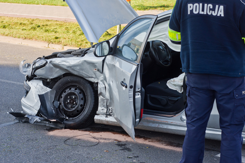 Wypadek na płk. Dąbka. Utrudnienia w ruchu zdjęcie nr 248082