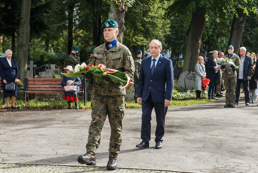 Obchody 82. rocznicy agresji ZSRR na Polskę. "Prawda jest warunkiem pojednania" zdjęcie nr 248300