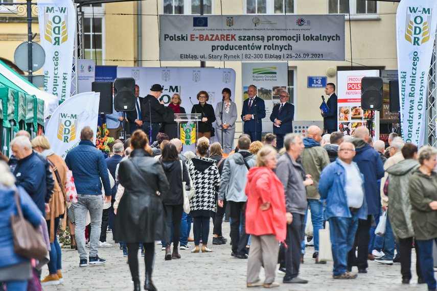 Na starówce kupisz lokalne produkty zdjęcie nr 248764