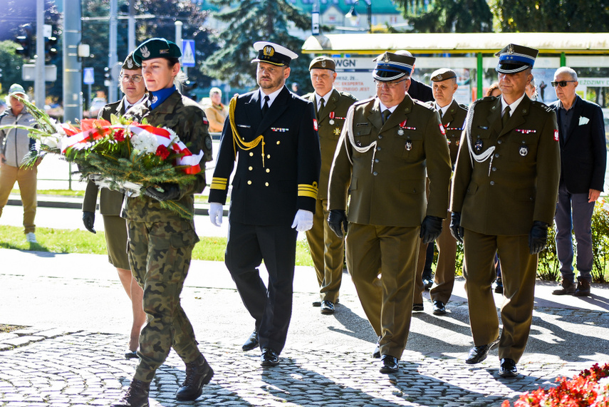 „Nie zamierzali łatwo oddać niepodległości” zdjęcie nr 248995