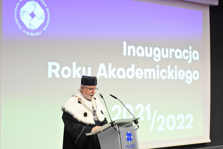 „Dobrze jest rozpocząć rok akademicki w sposób stacjonarny” zdjęcie nr 249161