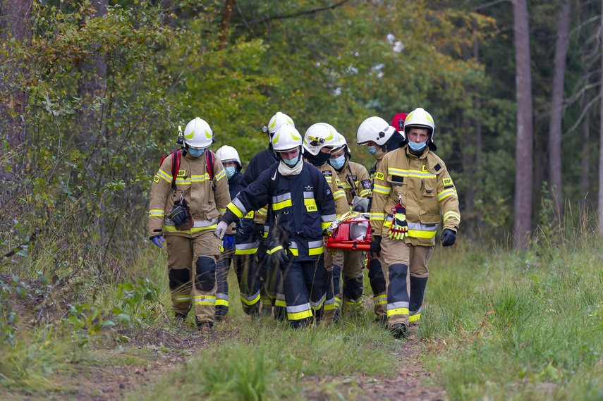 Strażacy ćwiczyli w okolicach Młynar zdjęcie nr 249424