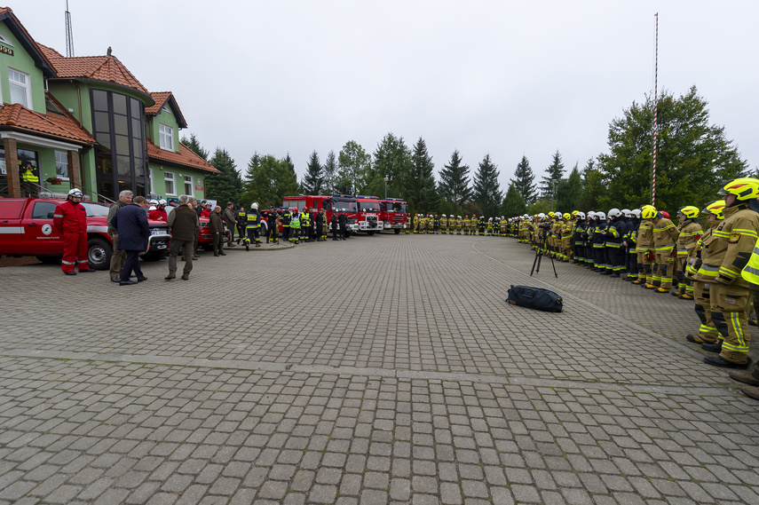 Strażacy ćwiczyli w okolicach Młynar zdjęcie nr 249431