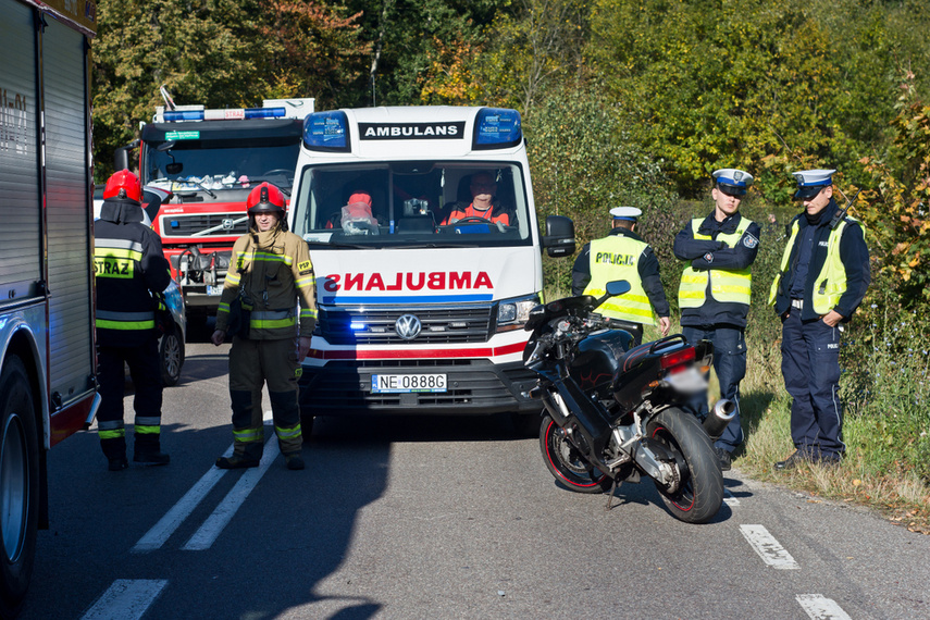 Zderzenie motocyklisty z peugeotem za Dębicą zdjęcie nr 249791