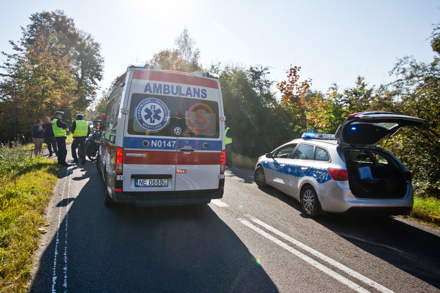 Zderzenie motocyklisty z peugeotem za Dębicą zdjęcie nr 249788