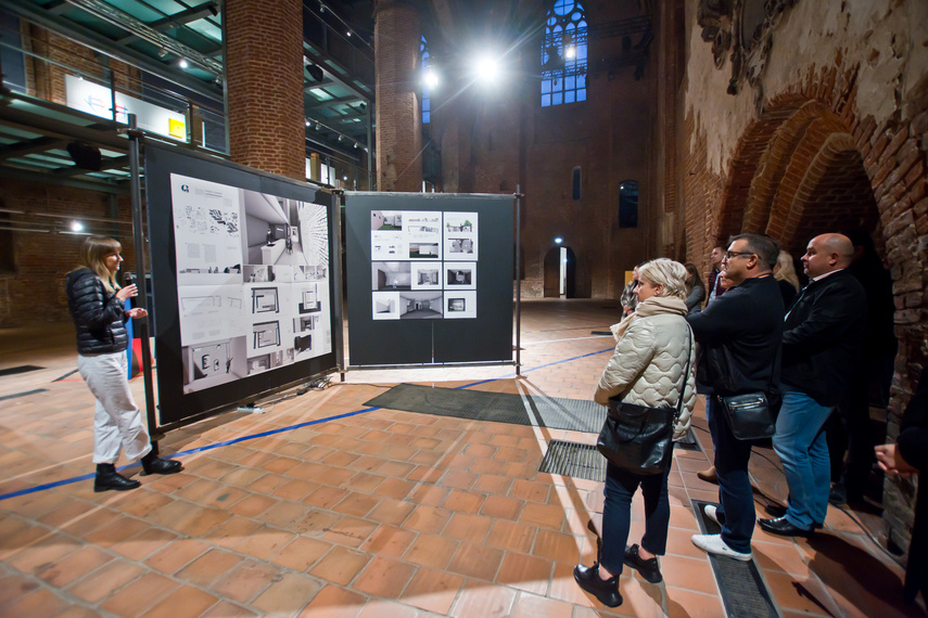 Wnętrza, mury i dyplom z architektury zdjęcie nr 250017