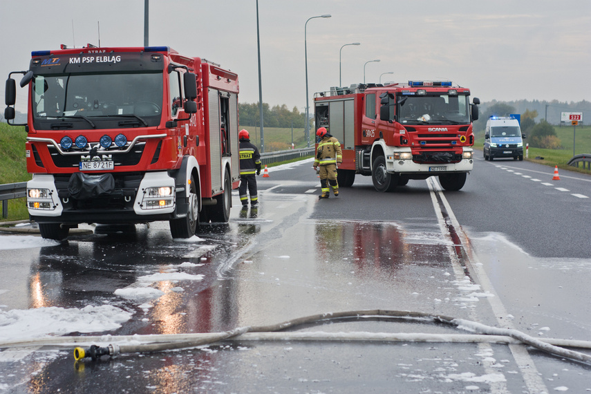 Ciężarówka spłonęła na S22, silnik mana eksplodował podczas jazdy zdjęcie nr 250468