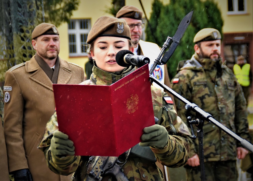 Kolejne szeregi terytorialsów po przysiędze zdjęcie nr 250889