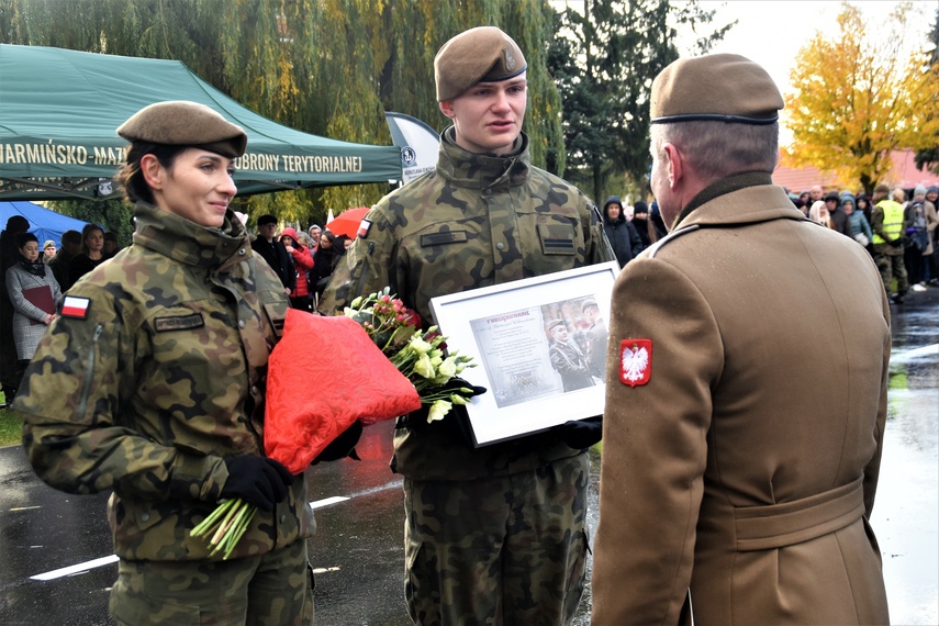 Kolejne szeregi terytorialsów po przysiędze zdjęcie nr 250897