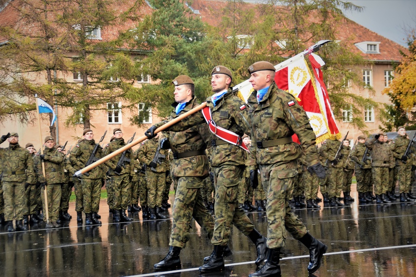 Kolejne szeregi terytorialsów po przysiędze zdjęcie nr 250895