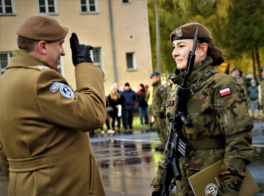 Kolejne szeregi terytorialsów po przysiędze zdjęcie nr 250886