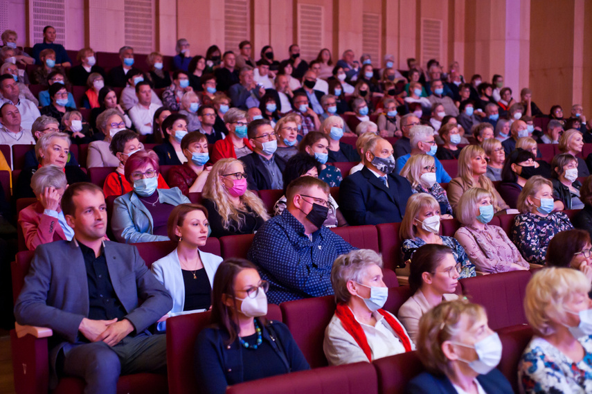 Filmowo, operowo i w duecie zdjęcie nr 250901