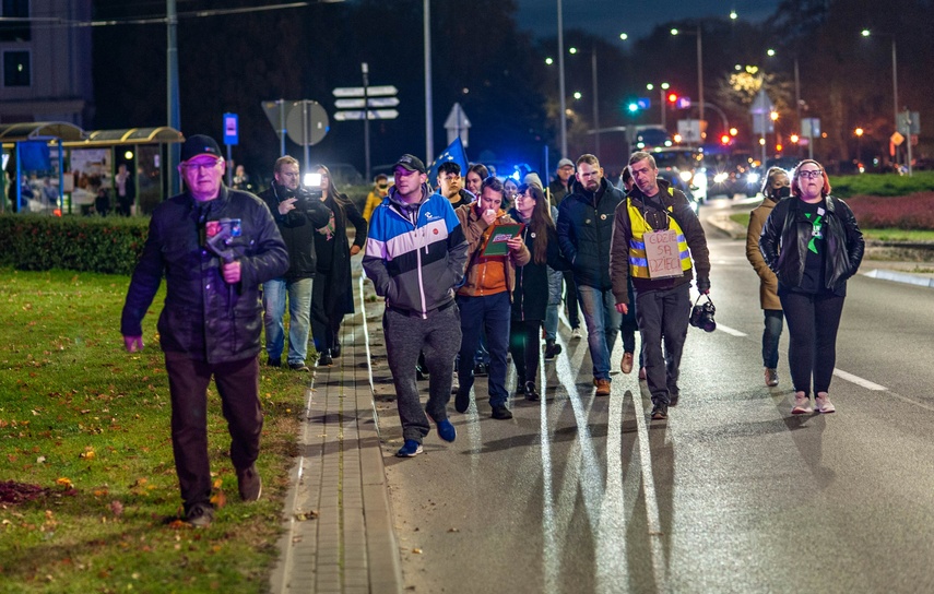 Prounijnie i przeciw wysokim cenom. Kolejny protest w Elblągu zdjęcie nr 250991