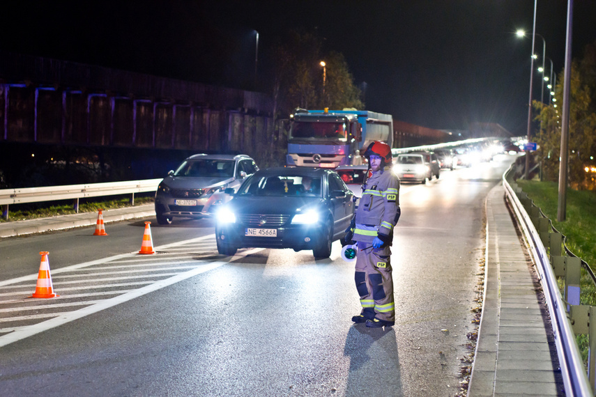 Zderzenie trzech pojazdów na moście Unii zdjęcie nr 251566