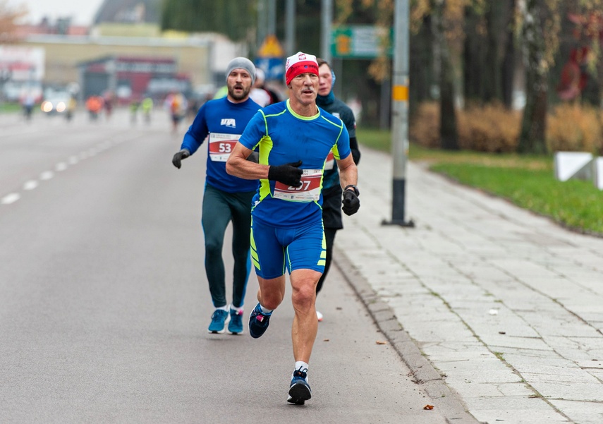 Niepodległość świętowali w biegu zdjęcie nr 251811