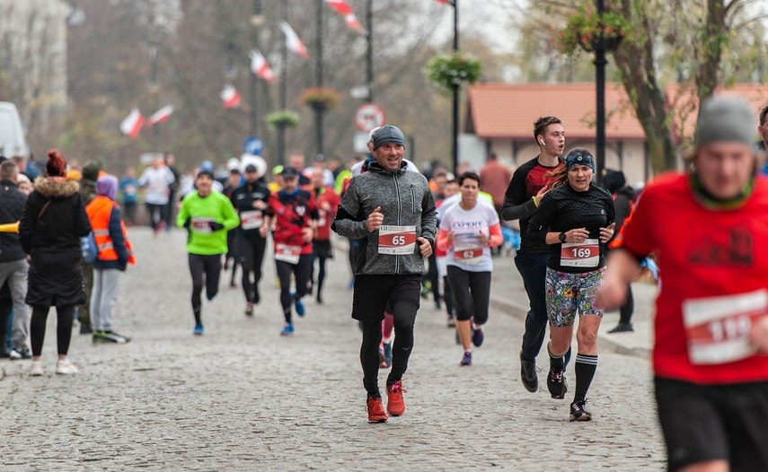 Niepodległość świętowali w biegu zdjęcie nr 251830