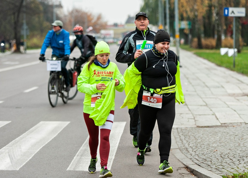 Niepodległość świętowali w biegu zdjęcie nr 251797