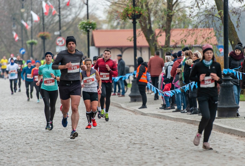 Niepodległość świętowali w biegu zdjęcie nr 251828