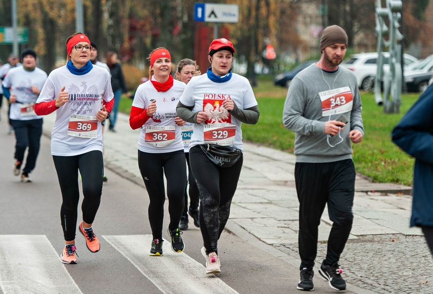 Niepodległość świętowali w biegu zdjęcie nr 251788