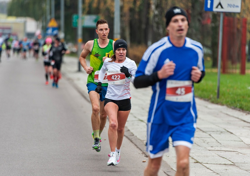 Niepodległość świętowali w biegu zdjęcie nr 251815