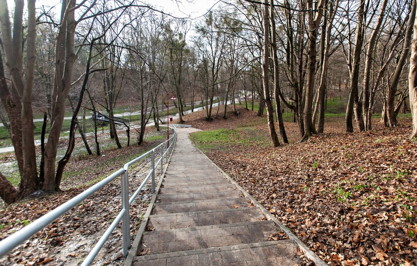 Park Dolinka otwarty w mikołajki, czytelnicy zgłaszają uwagi zdjęcie nr 252729