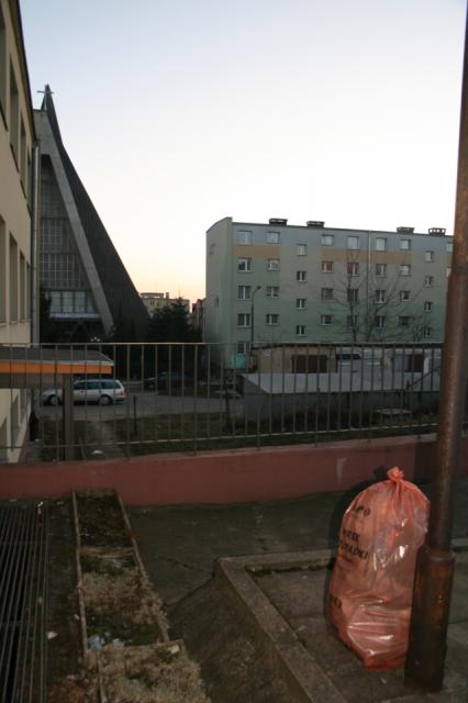 Przychodnia w śmietniku zdjęcie nr 20528