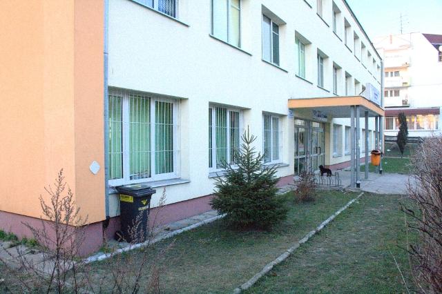 Przychodnia w śmietniku zdjęcie nr 20530