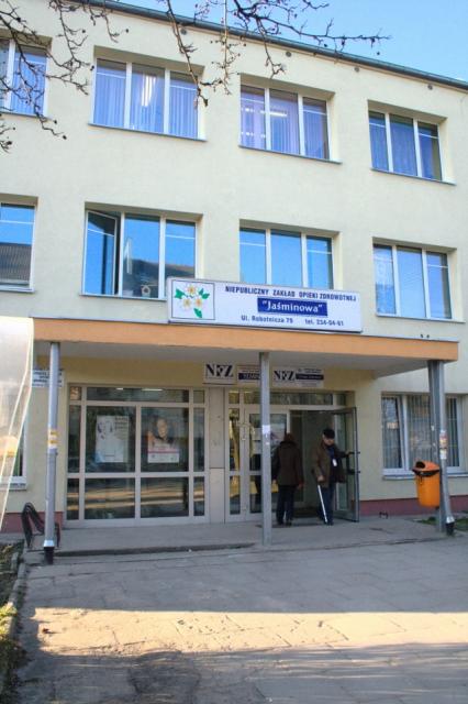 Przychodnia w śmietniku zdjęcie nr 20526