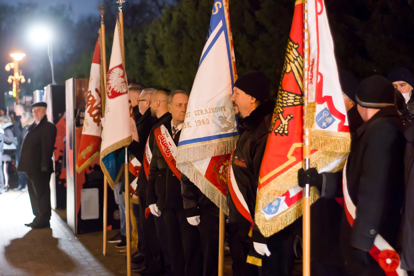 Jesteśmy to winni ofiarom tamtych dni... zdjęcie nr 253440