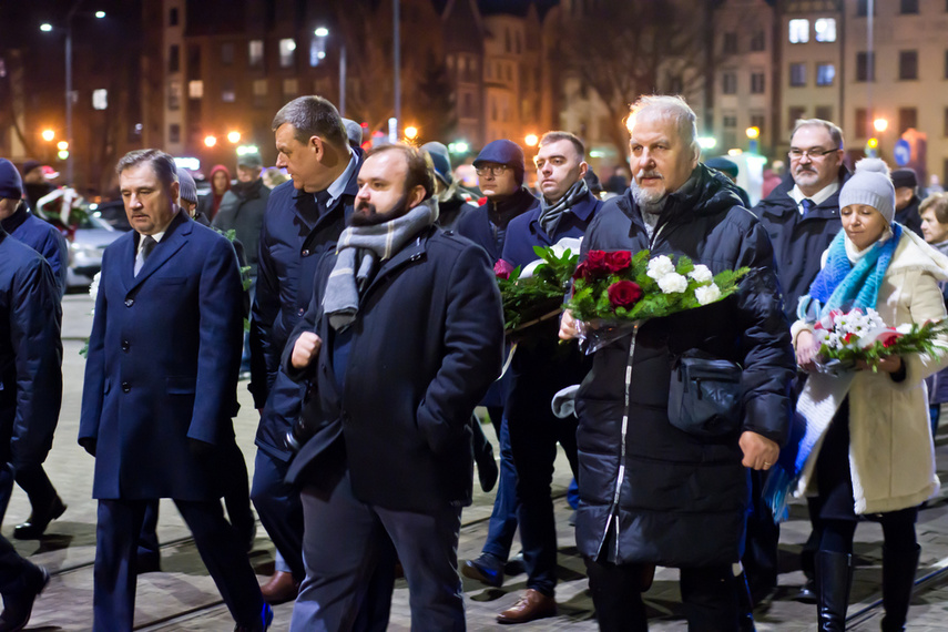 Jesteśmy to winni ofiarom tamtych dni... zdjęcie nr 253436