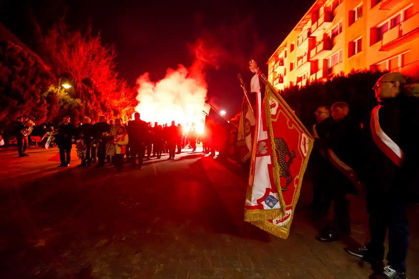 Jesteśmy to winni ofiarom tamtych dni... zdjęcie nr 253445