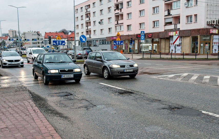 Dziurawe dywagacje drogowe (opinia) zdjęcie nr 253904