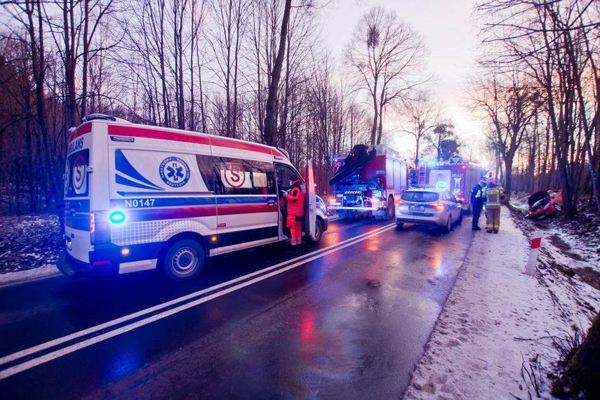 Tragedia koło Pomorskiej Wsi. Nie żyją dwie osoby zdjęcie nr 254438