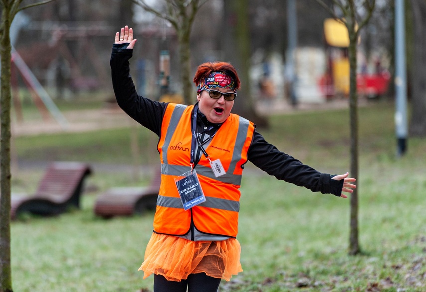 Biegali i licytowali dla WOŚP zdjęcie nr 255416