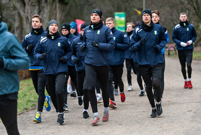 Biegali i licytowali dla WOŚP zdjęcie nr 255428