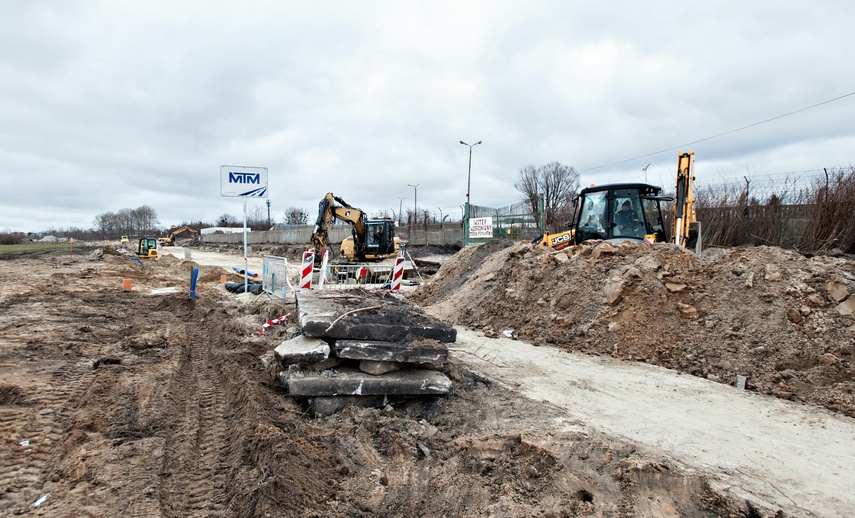 Powstaje nowa Lotnicza zdjęcie nr 256982