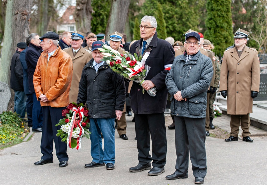 Ofiarom tragicznego lotu zdjęcie nr 258434