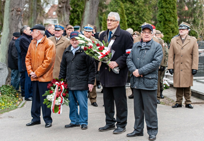 Ofiarom tragicznego lotu zdjęcie nr 258434